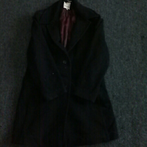 Coat - Picture 2 of 3
