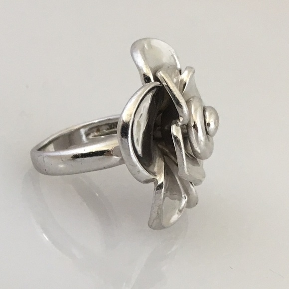 Statement Flower Ring - image 2