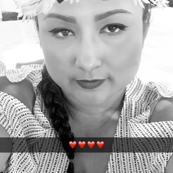 Meet your Posher, Elizabeth - Picture 1 of 1