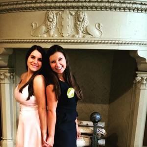 Meet your Posher, Adina