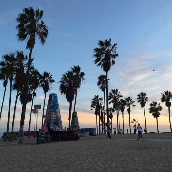 Meet your Posher, Mic - Picture 2 of 2