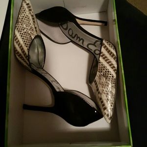 Animal print pumps
