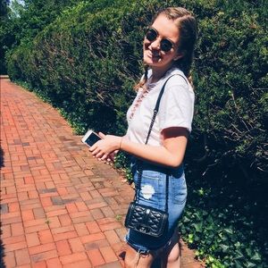 Meet your Posher, Claire