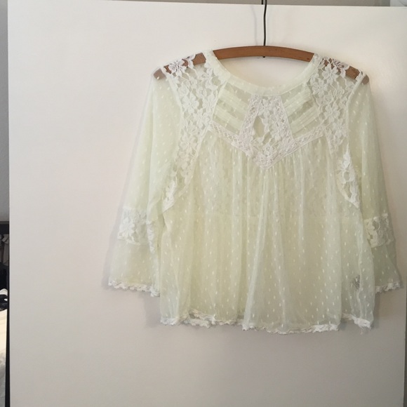 Free People gorg. Blouse🌾 - Picture 3 of 4