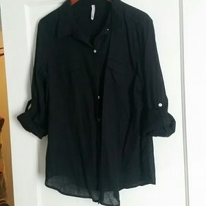Black linen roll tab shirt