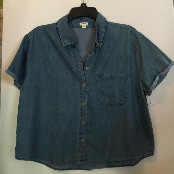 Garage Slightly Cropped Boxy Denim Blouse - L