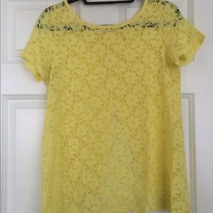Sheer lace yellow top with tulip back