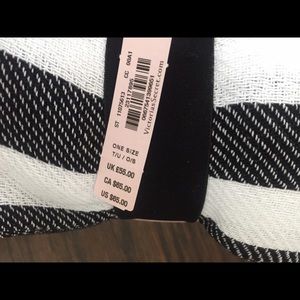 Victoria's Secret Bedding - Victoria's Secret Striped Beach Blanket Victoria's Secret Bedding - Victoria's Secret Striped Beach Blanket