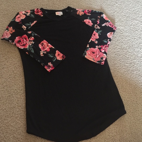 Lularoe Randy tee UNICORN PRINT
