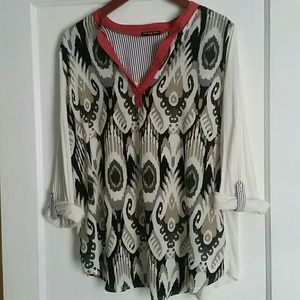 Super cute printed shirt!