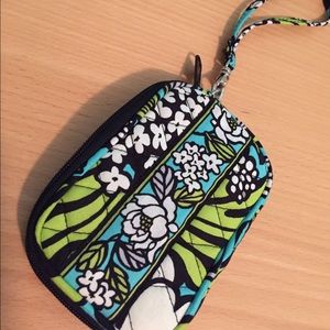 Vera Bradley Island Blooms Wristlet Retired
