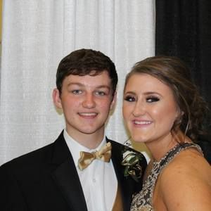 Meet your Posher, Nikki