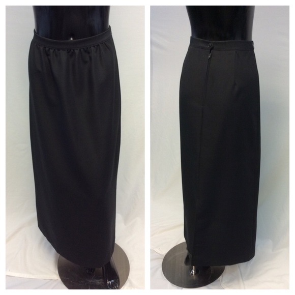 RRRRUSS MAXI SKIRT - Picture 1 of 4