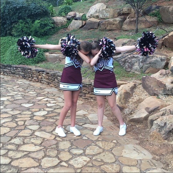 Meet your Posher, Makyla - Picture 2 of 2