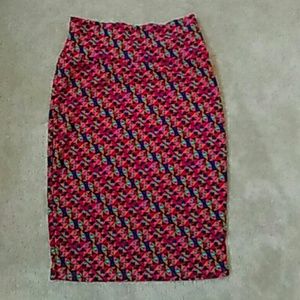Multi triangle skirt