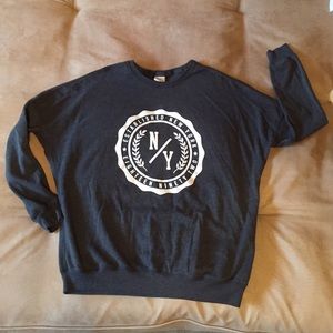 Abercrombie & Fitch grey crewneck