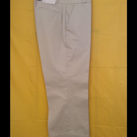 GAP Classic Fit Capri - Picture 2 of 2