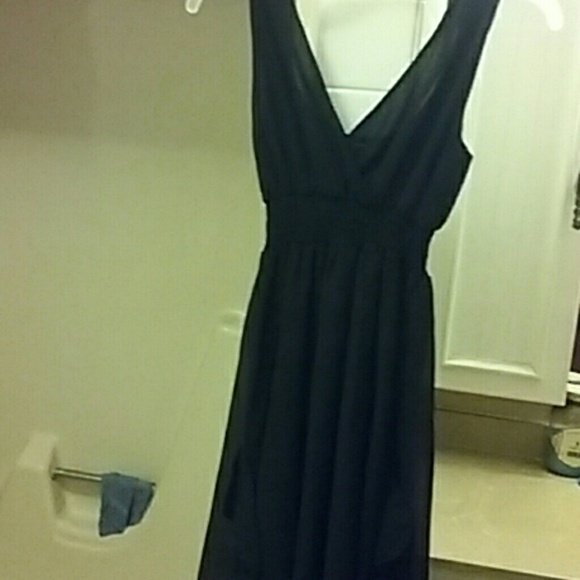 Silky formal dress - Picture 4 of 4