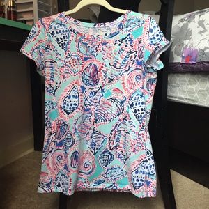 Lilly Pulitzer tee