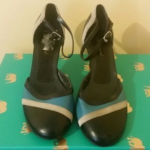 1940s vintage style flapper heels