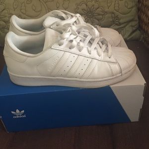 Adidas superstar