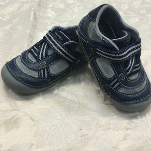 Boys stride rite shoes