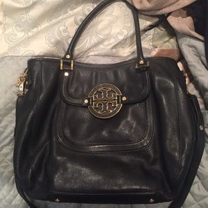 Tory Burch authentic Amanda satchel -black leather