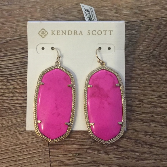 NWT Kendra Scott Earrings