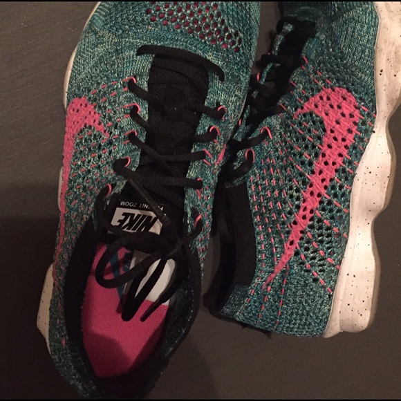 Nike shoes!!