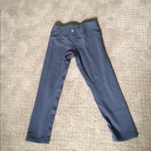 Reversible Lululemon Crops
