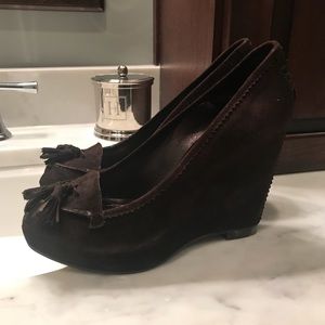 SAM EDELMAN Dark Brown Suede Peep-Toe Wedge