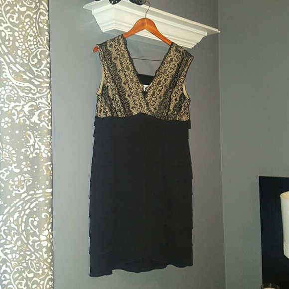 Dressbarn Collection 14/16 black/nude dress