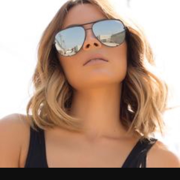 Quay high key blacks NWT never worn