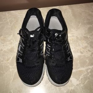 Volleyball asics shoes