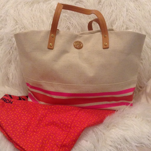 Tory Burch Theresa tote worn once!