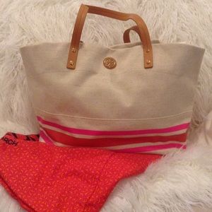 Tory Burch Theresa tote worn once!