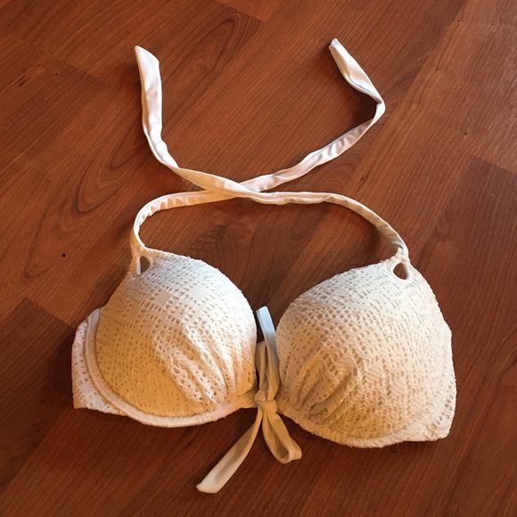 SUMMER IS COMING: VS Push Up Crochet Halter Bikini