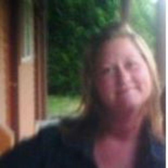 Meet your Posher, Heidi - Picture 1 of 1