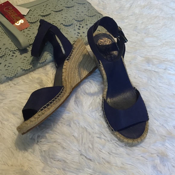 Vince Camuto Shoes - 🎉Host Pick🎉 Vince Camuto Wedges