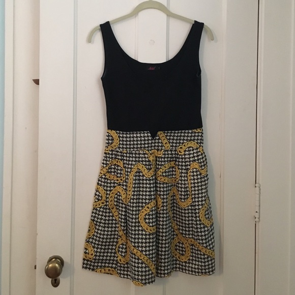 Houndstooth and chain print black tank dress