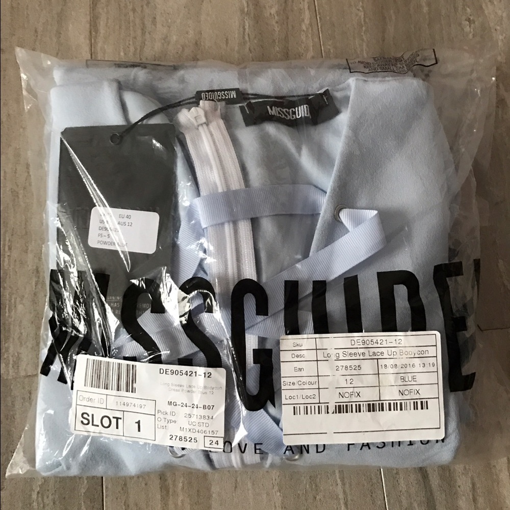 NWT Missguided Lace Up Ribbon  Dress - Picture 2 of 3