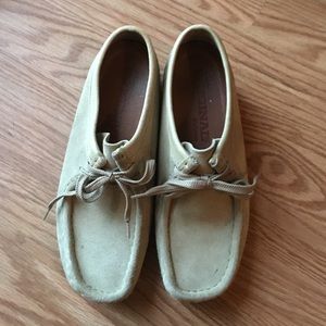 PRICE DROP!Clark Wallabees- perfect for fall! 🍁🍂