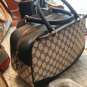 Gucci purse
