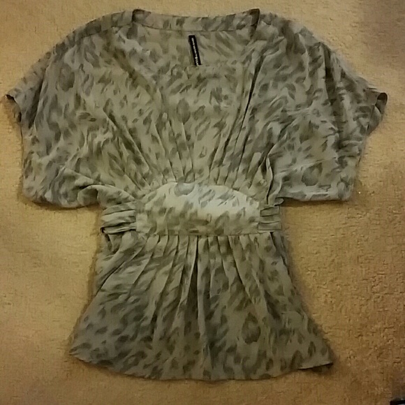 W118 by Walter Baker Gray Print Blouse XS