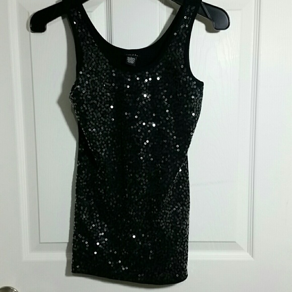 Rue 21 sequined tank size L
