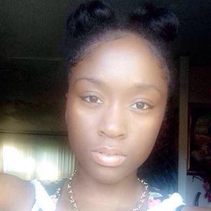 Meet your Posher, Sherrie