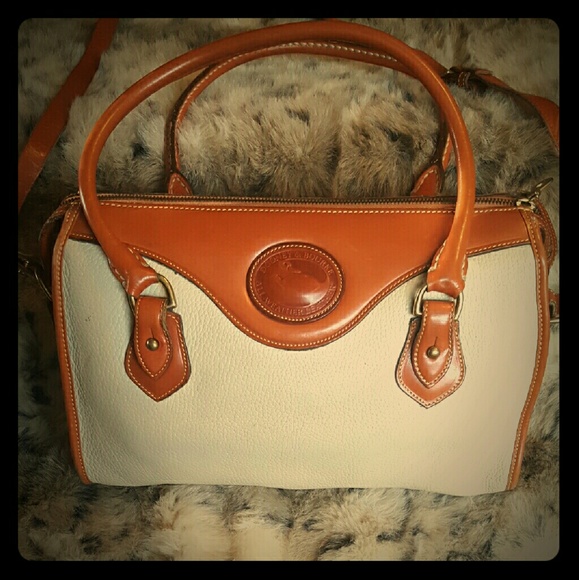 Dooney & Bourke purse