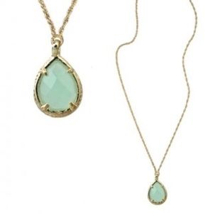 Kiri Necklace in Chalcedony