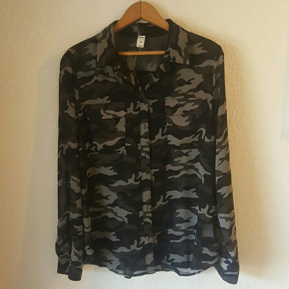 Old Navy camouflage blouse
