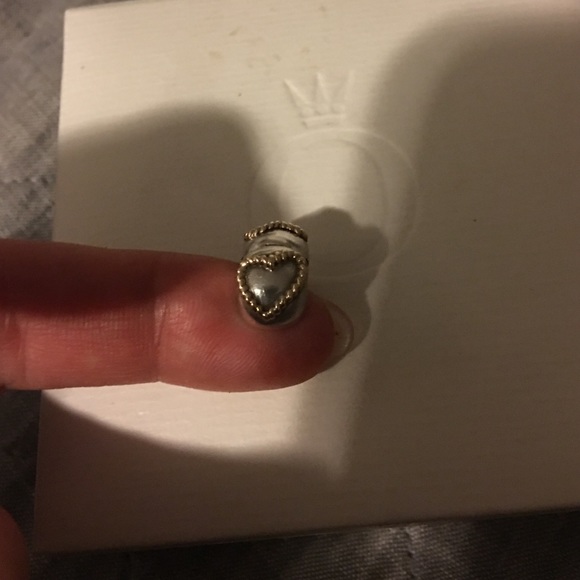 Pandora two tome heart clip retired